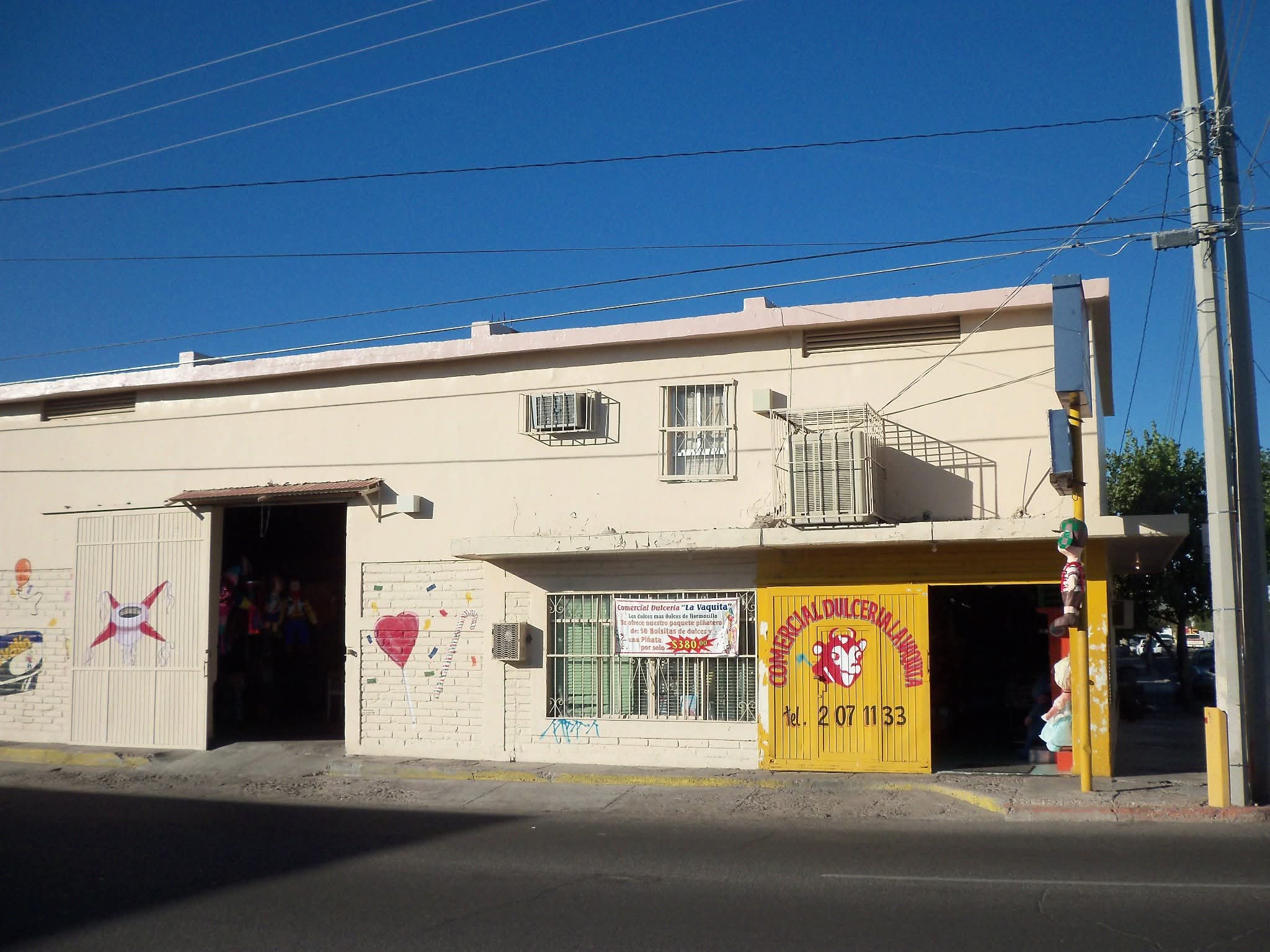 Comercial Dulceria La Vaquita